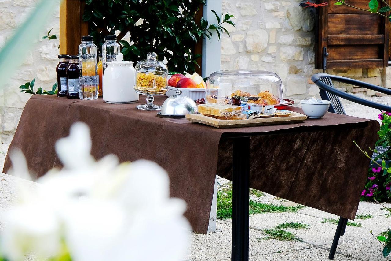 Bed and Breakfast Casale Le Orme Todi Zewnętrze zdjęcie